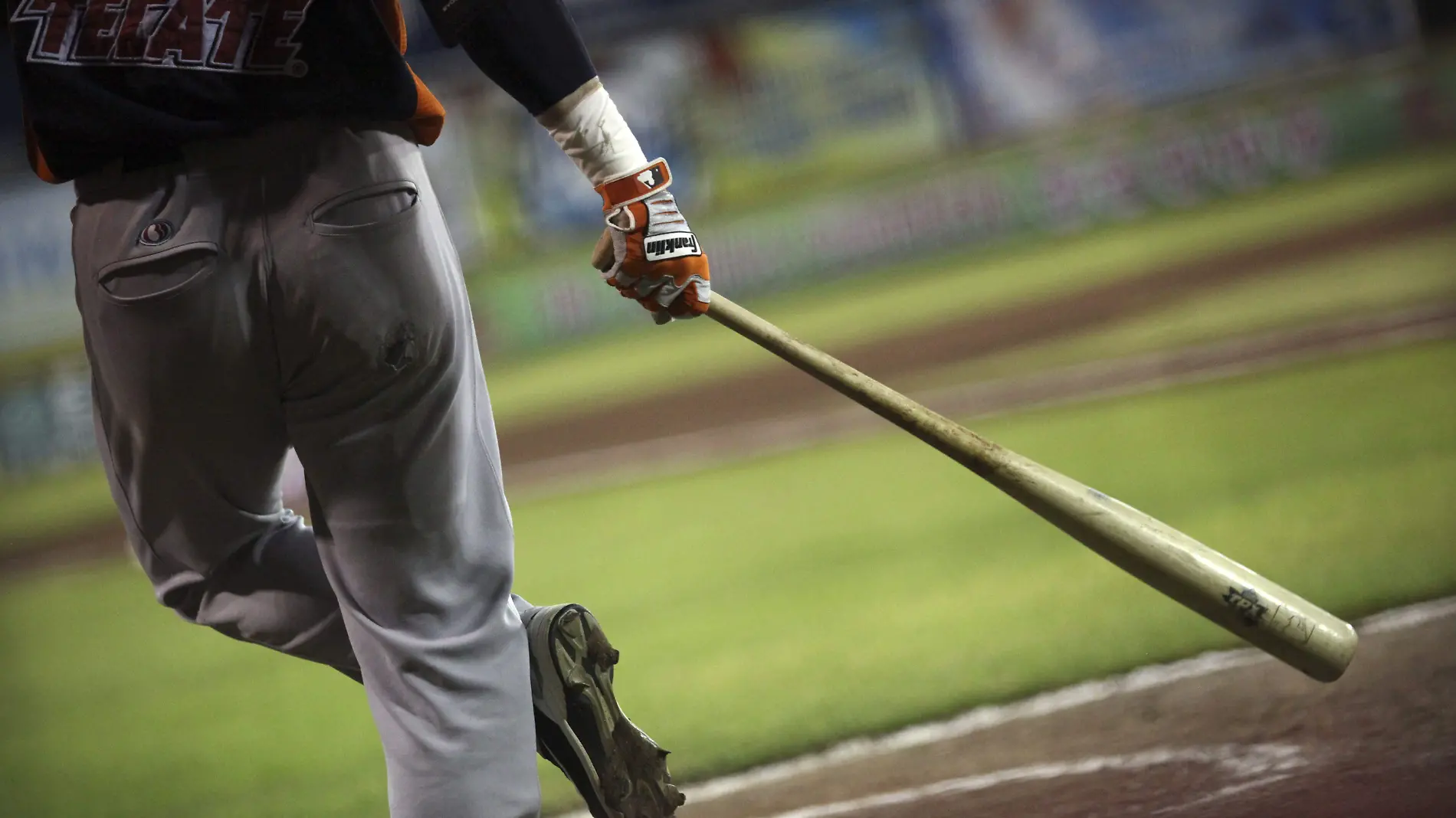 369059_Beisbol Tigres Aguilas-2_impreso